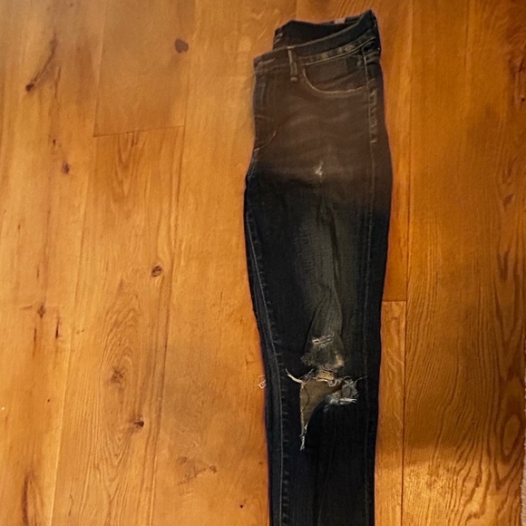 Citizens of Humanity high rise rocket distressed jeans. - Picture 4 of 6
